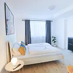 Kassel Rooms 3*