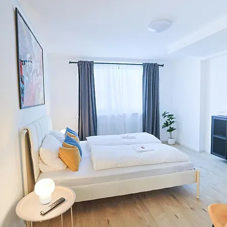 Kassel Rooms 3*