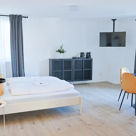 Kassel Rooms 3*